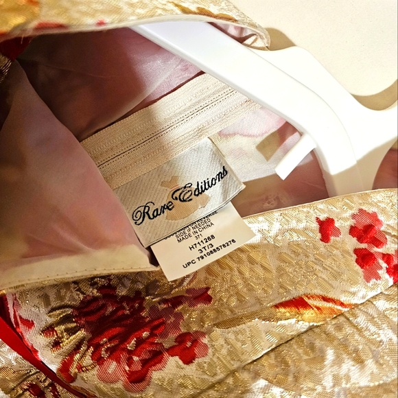 Gold and red beautiful girls dress - Picture 3 of 3